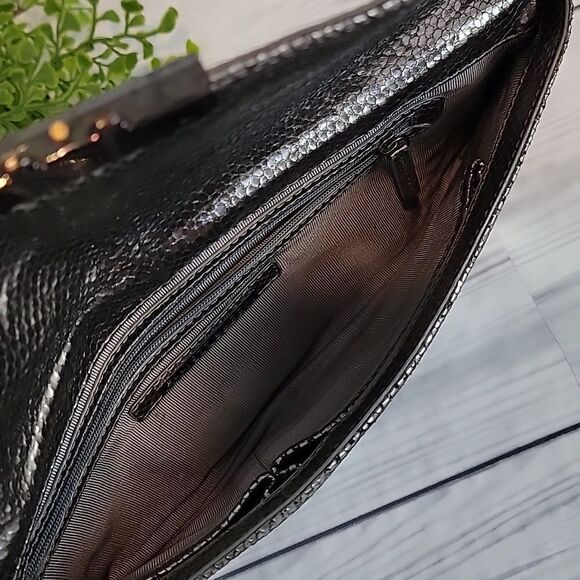 Elliot Lucca faux snakeskin clutch silver metallic and cream - Picture 6 of 10